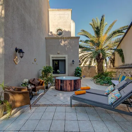 Villa Valleyside Heights - Pool & Heated Jacuzzi Is-Swieqi
