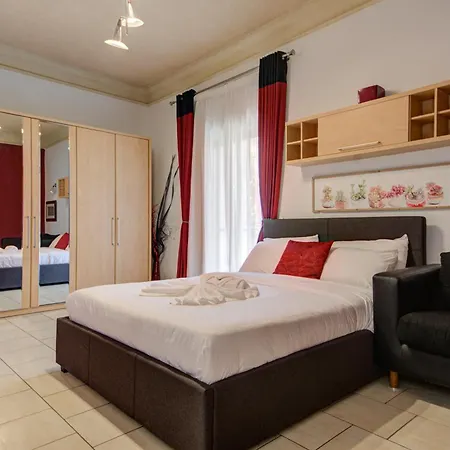 Villa Valleyside Heights - Pool & Heated Jacuzzi Is-Swieqi