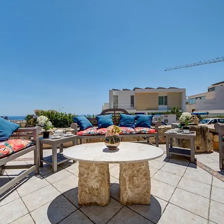 Valleyside Heights - Pool & Heated Jacuzzi