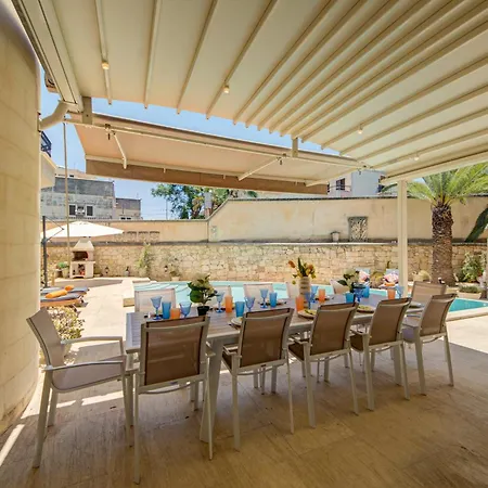 Valleyside Heights - Pool & Heated Jacuzzi Villa *
