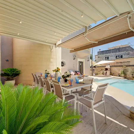 Valleyside Heights - Pool & Heated Jacuzzi Villa Is-Swieqi